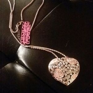 Betsey Johnson sweater necklace